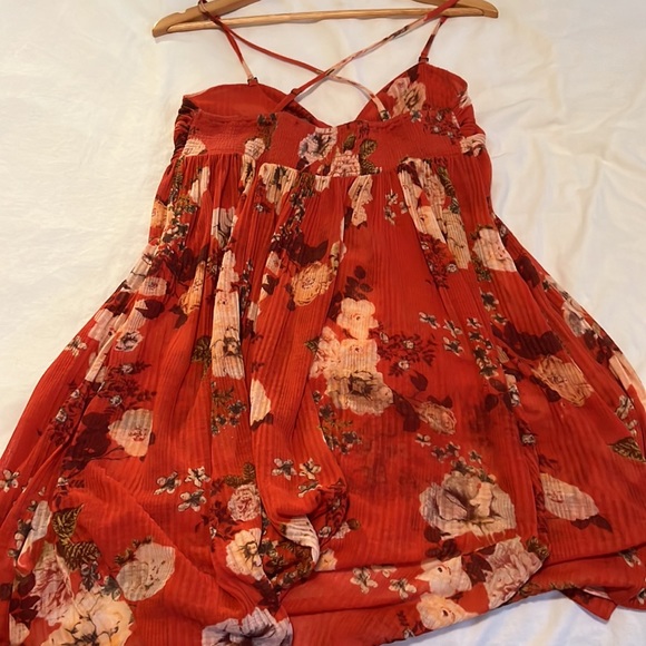 ANTHROPOLOGIE FLORAL KNIT TUNIC WITH CRISS CROSS BACK - Picture 3 of 3